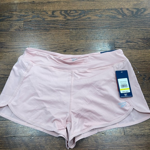 Reebok Pants - Reebok mauve all day vector shorts
